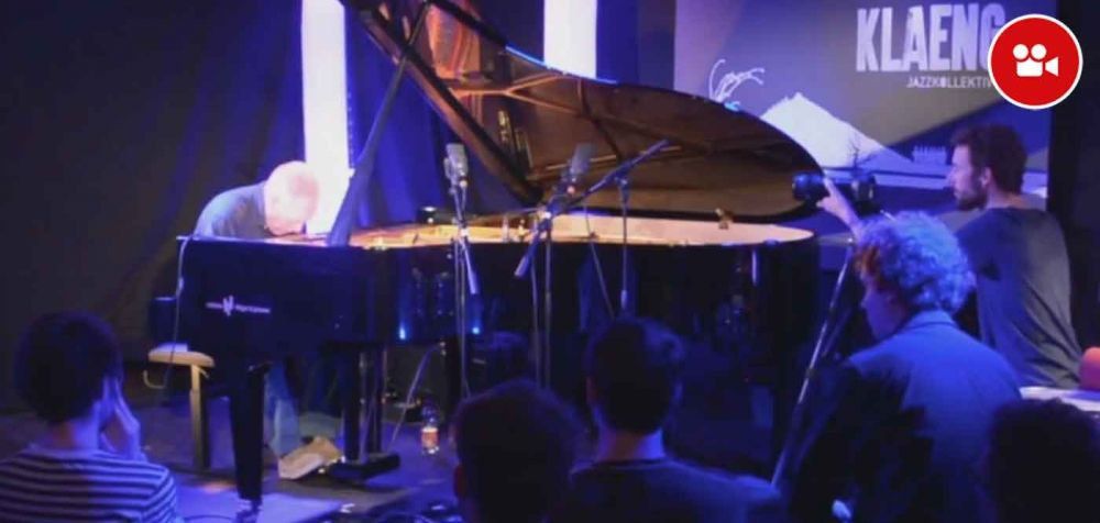 Πέθανε «εν ώρα δράσης» ο τζαζ πιανίστας Τζον Τέιλορ