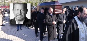 35 φωτογραφίες και video από την κηδεία του Χάρη Κωστόπουλου
