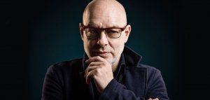 Ο Brian Eno έγινε… αστεροειδής