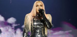 Madonna: Θαυμαστές της έκαναν μήνυση επειδή άργησε να ανέβει στη σκηνή