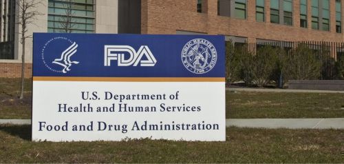O Οργανισμός Φαρμάκων και Τροφίμων των ΗΠΑ εγκρίνει τα εμβόλια στις ηλικίες 12-15 ετών