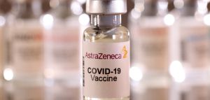 AstraZeneca: Αποσύρεται το εμβόλιο για την Covid-19