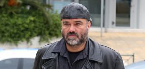 Παραιτήθηκε ο σκηνοθέτης του «Σασμού» μετά από κατηγορία για βιασμό