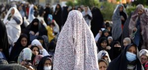 Ιράν: Δικαστική δίωξη κατά δύο ηθοποιών που δεν φορούσαν μαντήλα