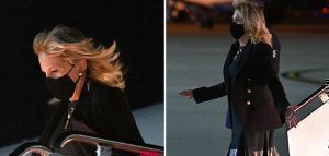 Η Πρώτη Κυρία των ΗΠΑ μεταμφιέστηκε για την πρωταπριλιά σε... αεροσυνοδό