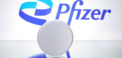 Κορονοϊός: Ήρθαν στην Ελλάδα τα χάπια της Pfizer