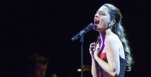 Αναβλήθηκε η συναυλία της Φωτεινής Δάρρα - Ακυρώθηκε της Ελένης Βιτάλη