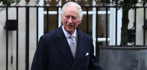 Η στιγμή που το BBC ανακοινώνει ότι ο βασιλιάς Κάρολος διαγνώστηκε με καρκίνο