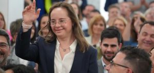 Mar Galceran: H πρώτη βουλευτής με σύνδρομο Down που εκλέγεται στην Ισπανία