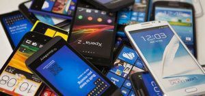 Νέα πτώση στις παγκόσμιες πωλήσεις smartphones και ταμπλετών
