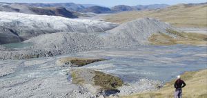 Γροιλανδία: Λιώνουν οι πάγοι και δημιουργούνται υγρότοποι και βλάστηση