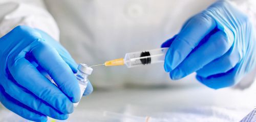 Οι εμβολιασμοί δεν θα σταματήσουν την εξέλιξη της επιδημίας μελλοντικά