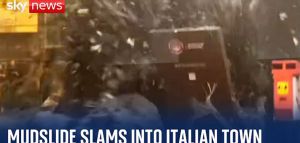 Ιταλία: H στιγμή που «σκάει» ποταμός και βυθίζει πόλη στις λάσπες