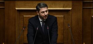Πρόταση μομφής: Ο Ν. Ανδρουλάκης ενημέρωσε τους πολιτικούς αρχηγους των κομμάτων