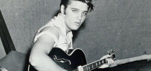 Πόσο πουλήθηκε η μαύρη Gibson του Elvis;