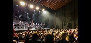 Εστουδιαντίνα Νέας Ιωνίας: Γιορτάζει 25 χρόνια με παραστάσεις σε όλη την Ελλάδα και την Κύπρο