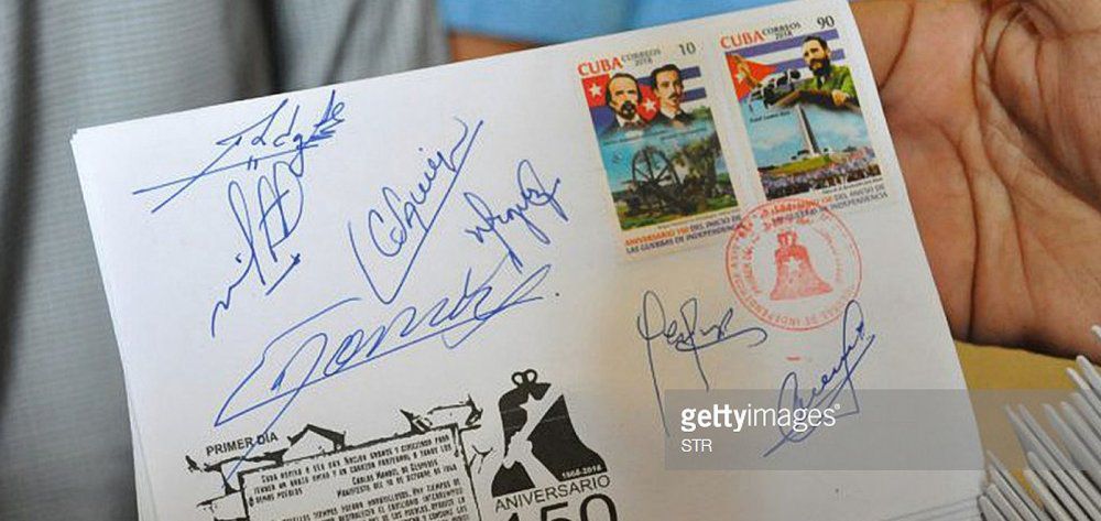 Το πρώτο γραμματόσημο με τον Φιντέλ Κάστρο μετά το θάνατό του
