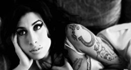 Σαν σήμερα η Amy Winehouse τραγούδησε το «Back to Black»