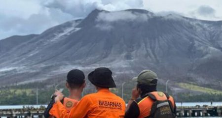 Εξερράγη Ηφαίστειο στην Ινδονησία